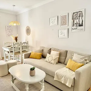 https://peral-old-town-eaw-homes.1costadelsol.com
